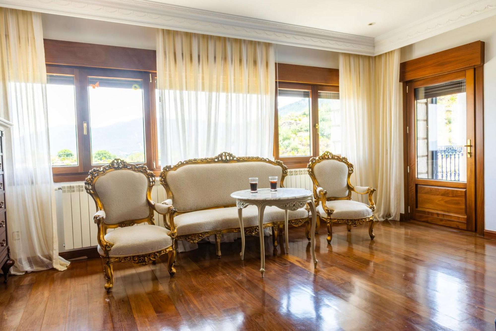Mansion Con Jacuzzi A 40 Grados, Gran Piscina Y Padel Villa El Tiemblo Exteriör bild