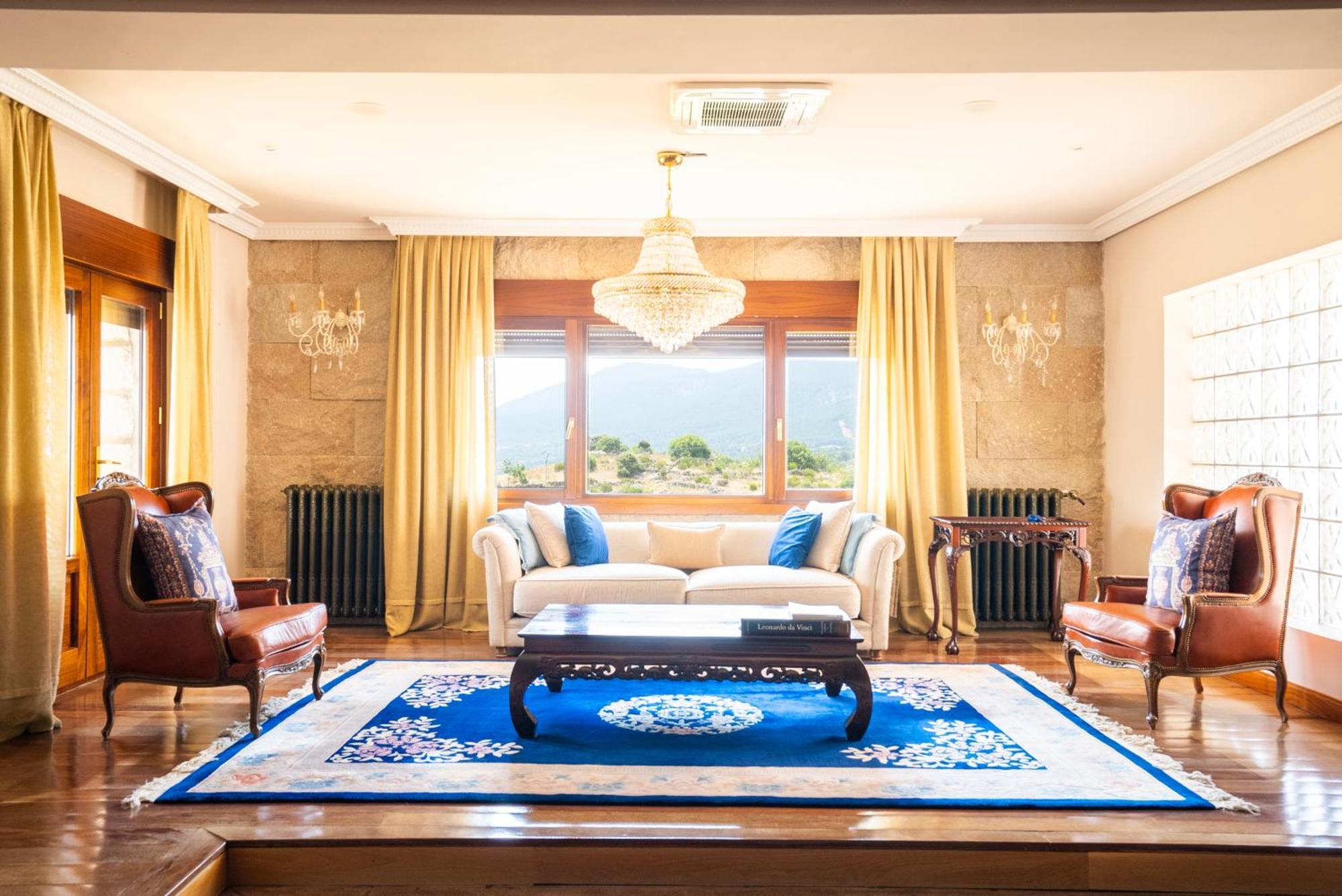 Mansion Con Jacuzzi A 40 Grados, Gran Piscina Y Padel Villa El Tiemblo Exteriör bild