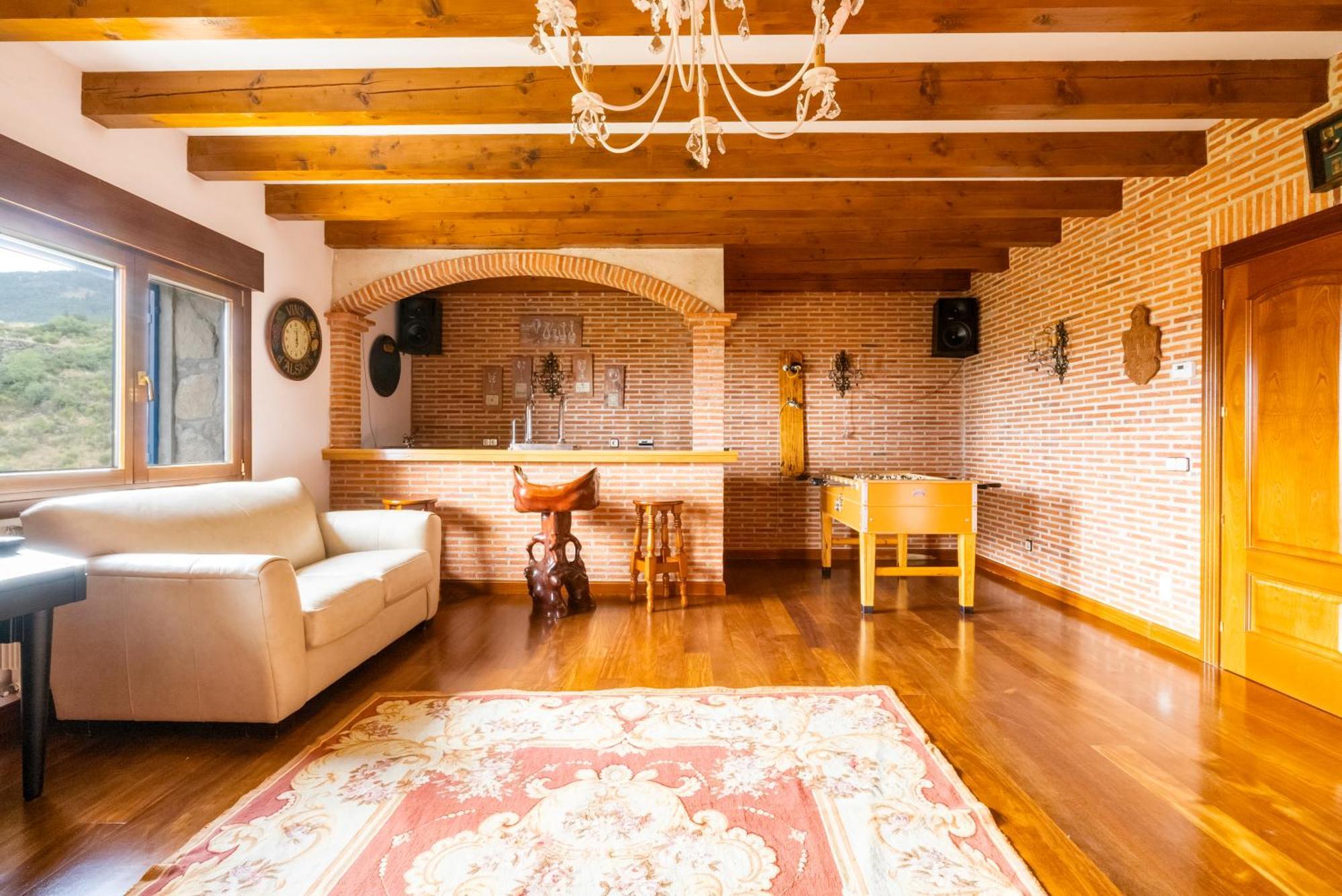 Mansion Con Jacuzzi A 40 Grados, Gran Piscina Y Padel Villa El Tiemblo Exteriör bild