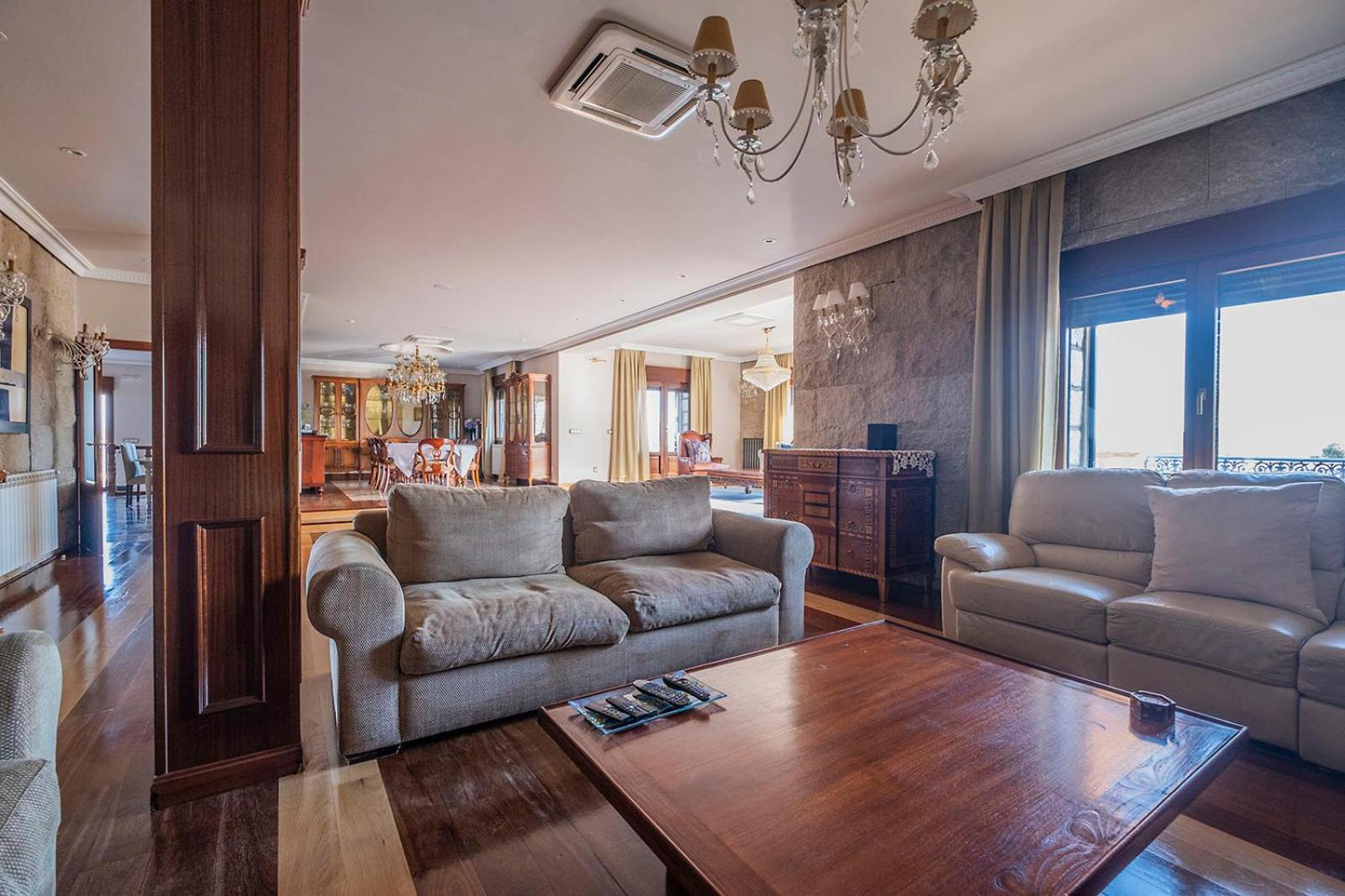 Mansion Con Jacuzzi A 40 Grados, Gran Piscina Y Padel Villa El Tiemblo Exteriör bild
