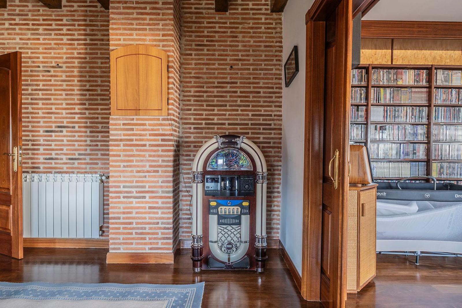 Mansion Con Jacuzzi A 40 Grados, Gran Piscina Y Padel Villa El Tiemblo Exteriör bild