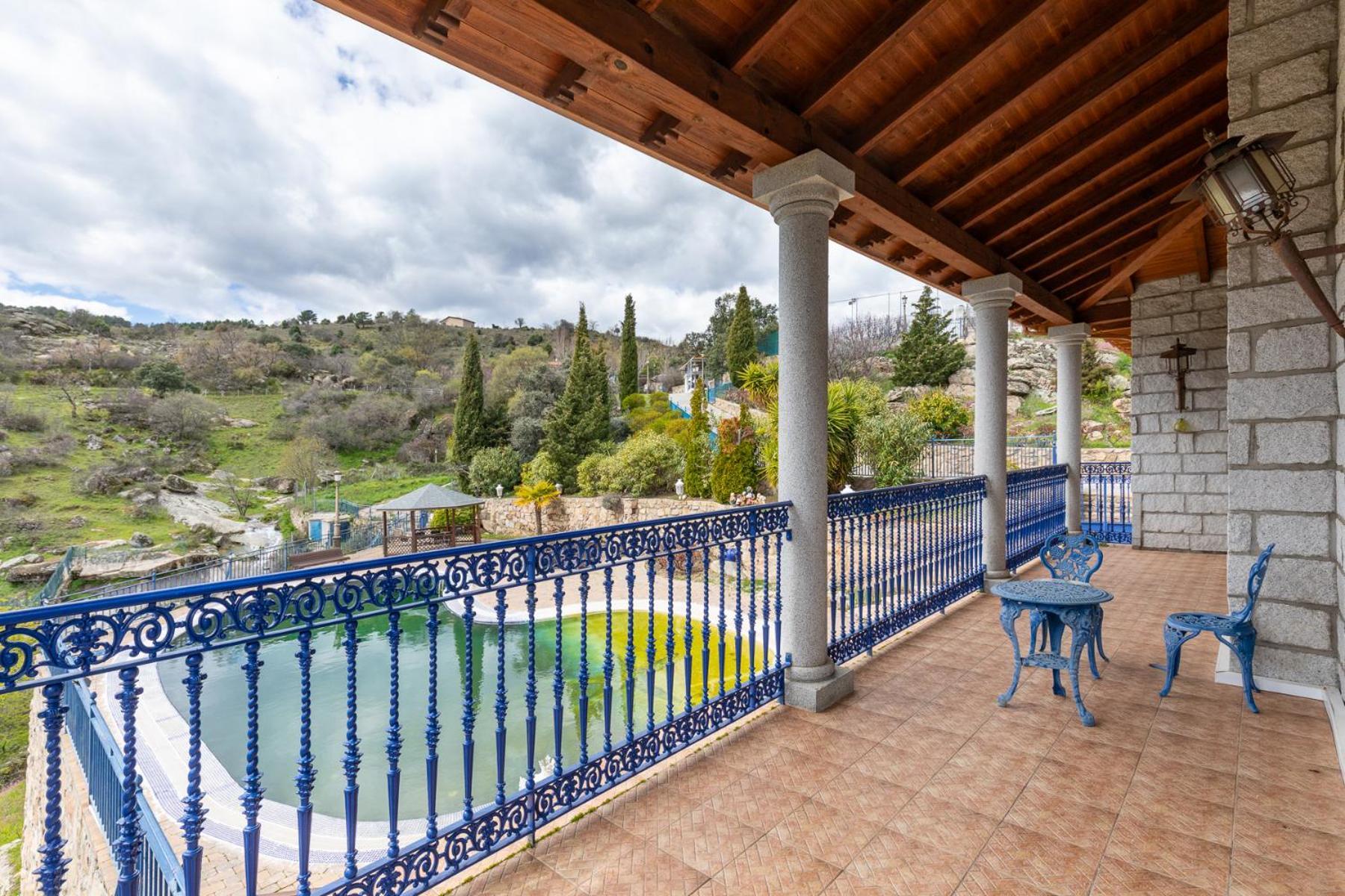 Mansion Con Jacuzzi A 40 Grados, Gran Piscina Y Padel Villa El Tiemblo Exteriör bild