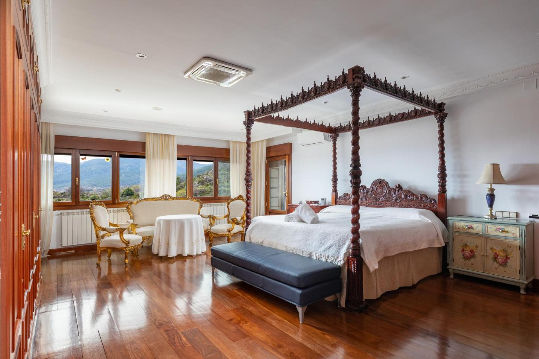 Mansion Con Jacuzzi A 40 Grados, Gran Piscina Y Padel Villa El Tiemblo Exteriör bild